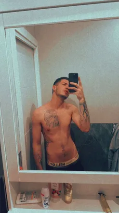 OnlyFans cuenta maikelll22 header 2