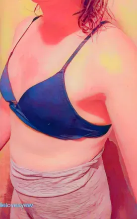 OnlyFans cuenta leslielovesyew415 avatar 1