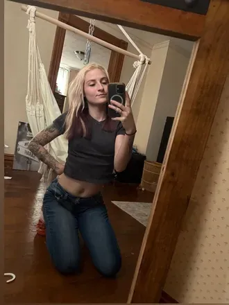 OnlyFans cuenta pennydee23 header 2