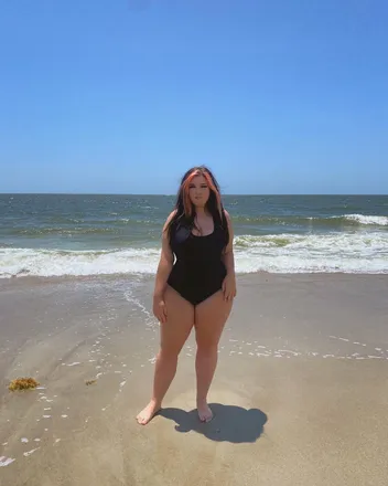 OnlyFans cuenta g0thichunny header 2