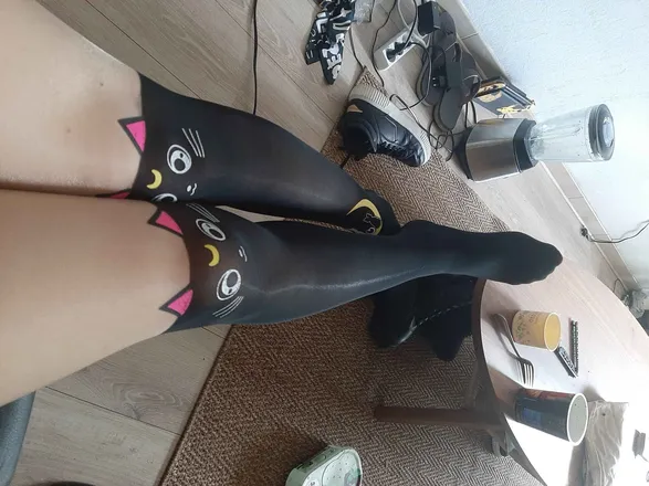 OnlyFans cuenta midnamira header 2