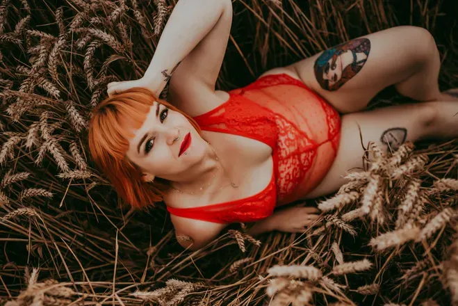 OnlyFans cuenta goddessorange header 2