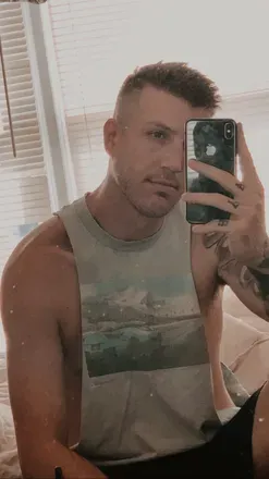 OnlyFans account  diggums avatar 1