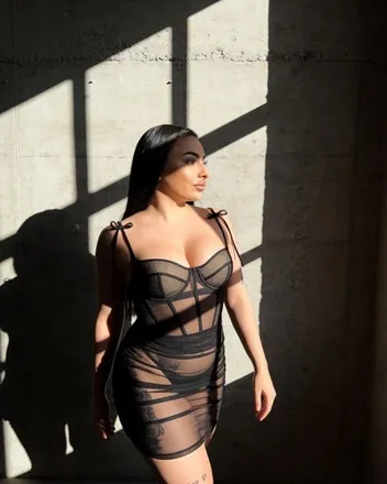 OnlyFans cuenta inessamln header 2