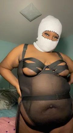 OnlyFans cuenta theeebonnieskai header 2