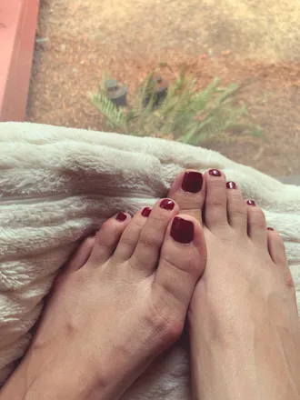 OnlyFans cuenta feetpicsivy header 2