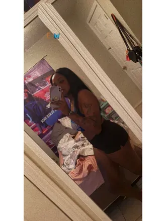 OnlyFans cuenta truforiegn_dolll avatar 1