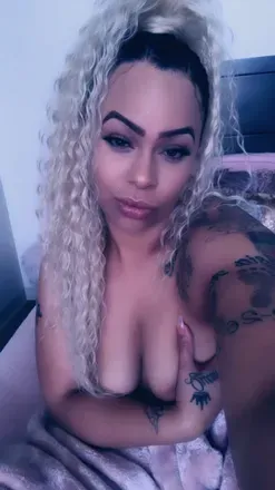 OnlyFans account  dominican_mami avatar 1