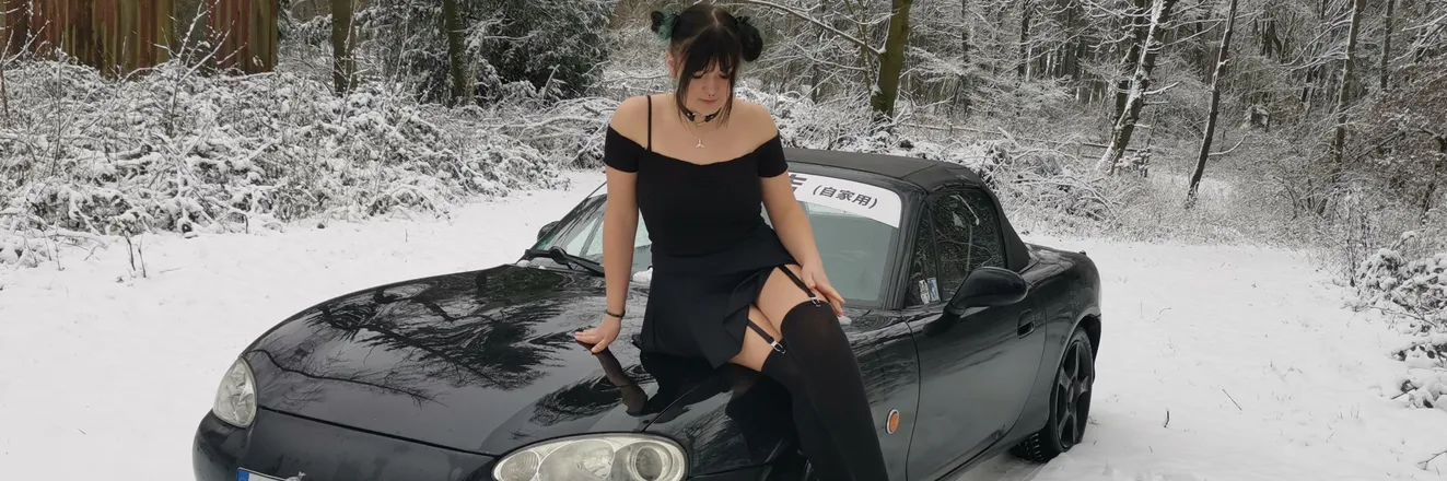 OnlyFans cuenta waifuun header 2