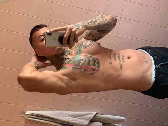 OnlyFans cuenta alexxxander_guarin header 2
