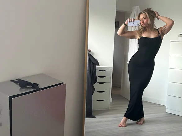 OnlyFans cuenta syd_s header 2