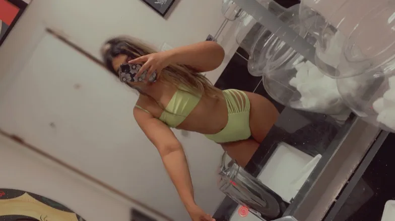 OnlyFans cuenta maggiedd header 2