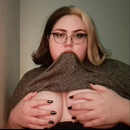 OnlyFans cuenta prettypeachykeen avatar 1