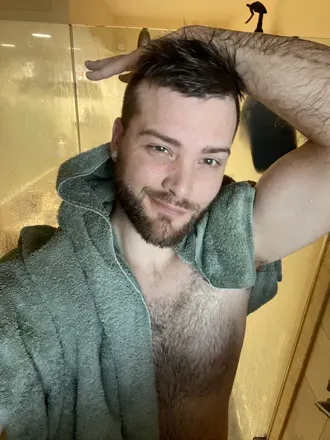 OnlyFans cuenta adamagathon avatar 1