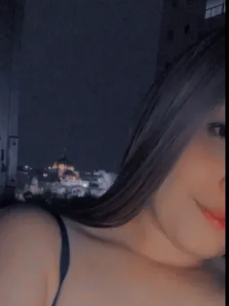 OnlyFans account  izzysoir avatar 1