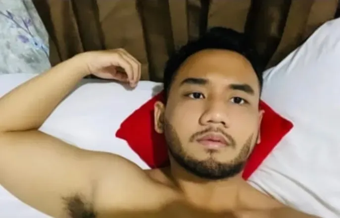 OnlyFans cuenta ari_sibengkok header 2