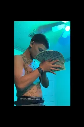 OnlyFans cuenta devenjames avatar 1