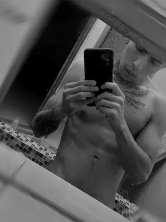 OnlyFans cuenta nicolas0845 header 2