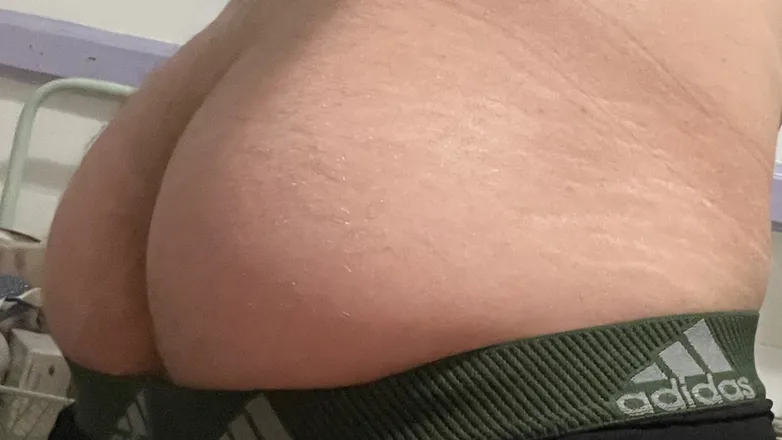 OnlyFans cuenta cheeky_tom header 2