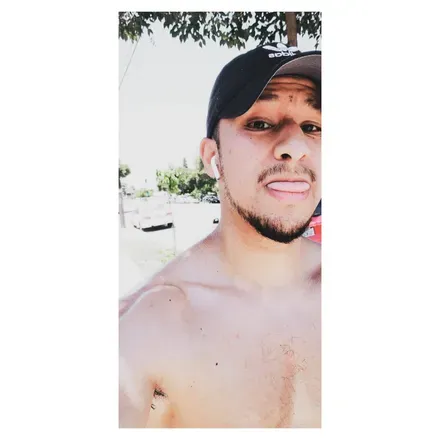 OnlyFans account  guywithehat header 2