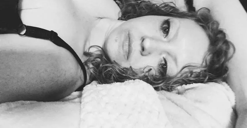 OnlyFans cuenta starla_nite header 2