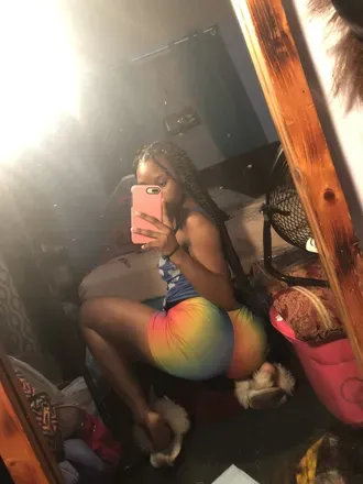 OnlyFans cuenta daniimiyaaa avatar 1