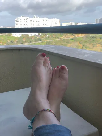 OnlyFans cuenta footqueen23 header 2