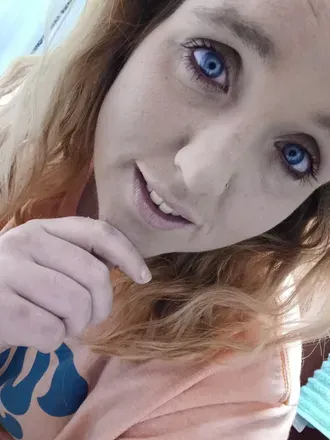 OnlyFans account  quirkysquirral avatar 1