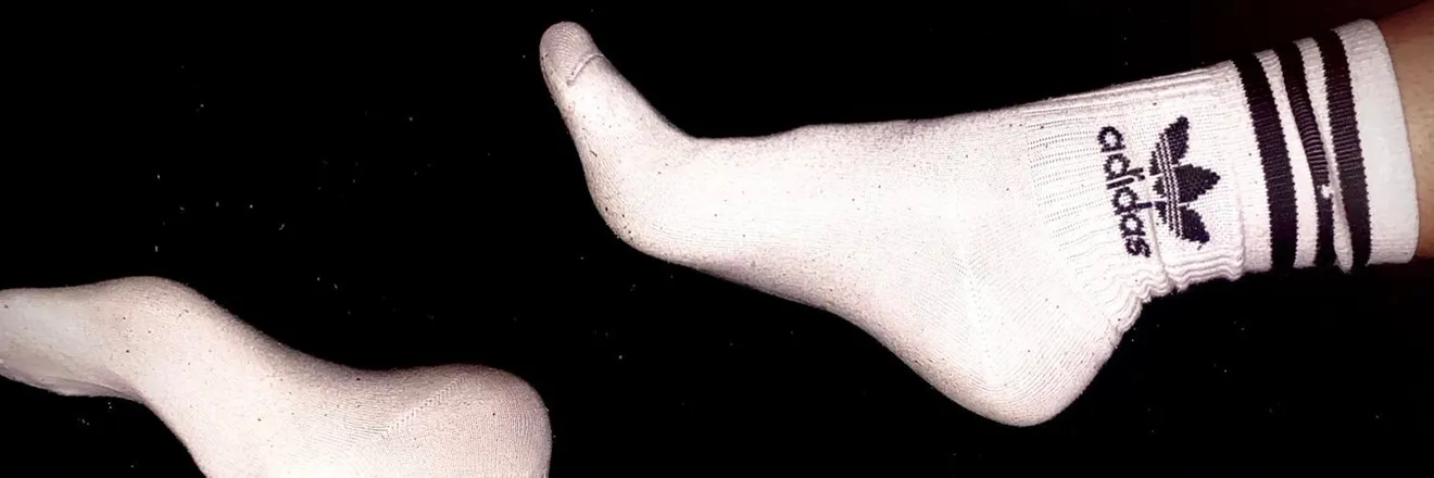 OnlyFans cuenta feetloover20 header 2