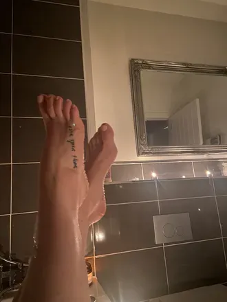 OnlyFans cuenta findingmyfeet88 avatar 1
