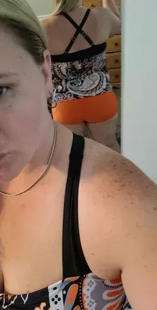 OnlyFans account  enchantress.crystal avatar 1