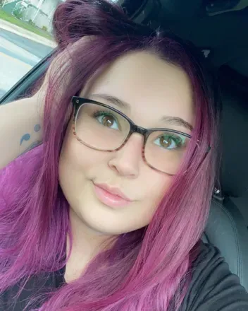 OnlyFans cuenta emmaknight1999 avatar 1