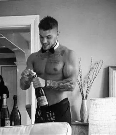 OnlyFans account  buffbutler avatar 1