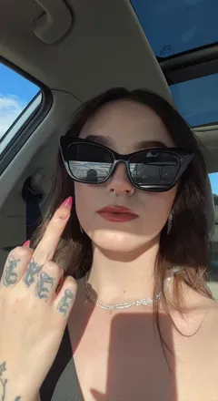 OnlyFans cuenta piperbellexxx avatar 1