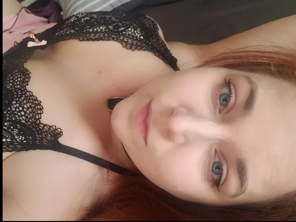 OnlyFans cuenta blue_eyed_goddess88 header 2