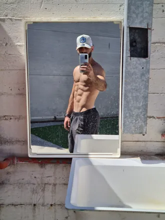 OnlyFans account  aypapi2247 header 2