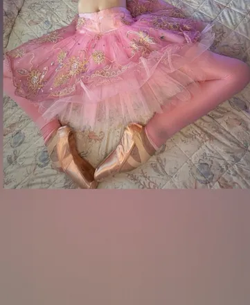 OnlyFans account  loneballerina header 2