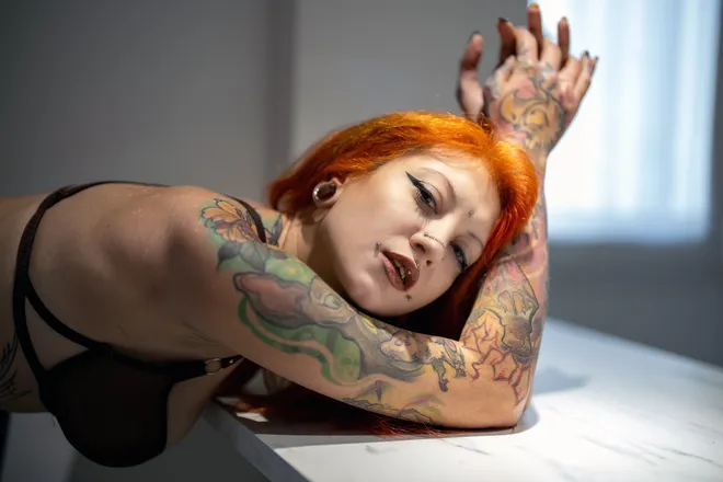OnlyFans cuenta mhell96 header 2