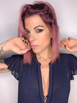 OnlyFans account  miagallagher avatar 1