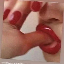OnlyFans cuenta salgalvivii avatar 1