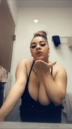 OnlyFans cuenta christiwiththetitties avatar 1
