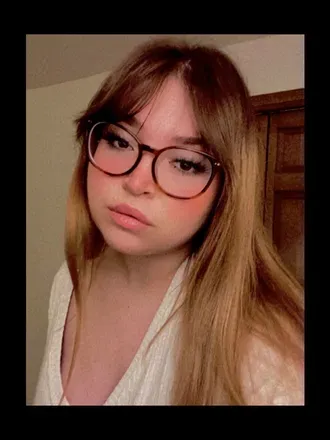 OnlyFans account  emilyx12 avatar 1