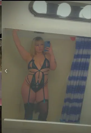 OnlyFans cuenta haileycollins header 2