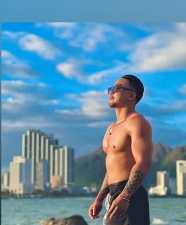 OnlyFans cuenta mariohouse2107 header 2