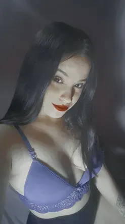 OnlyFans cuenta juli_fuentess2 avatar 1