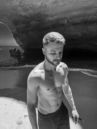 OnlyFans cuenta thebadgerguy header 2