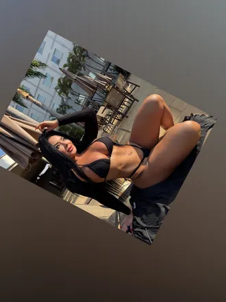 OnlyFans cuenta amandapascoaleto header 2