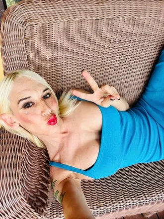 OnlyFans cuenta tsleahstarr header 2