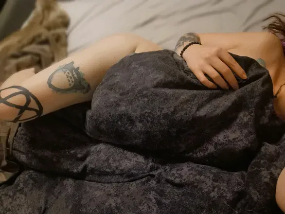 OnlyFans account  lenabcarter header 2