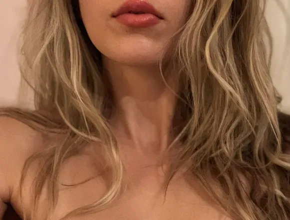 OnlyFans cuenta scarletrose86 avatar 1